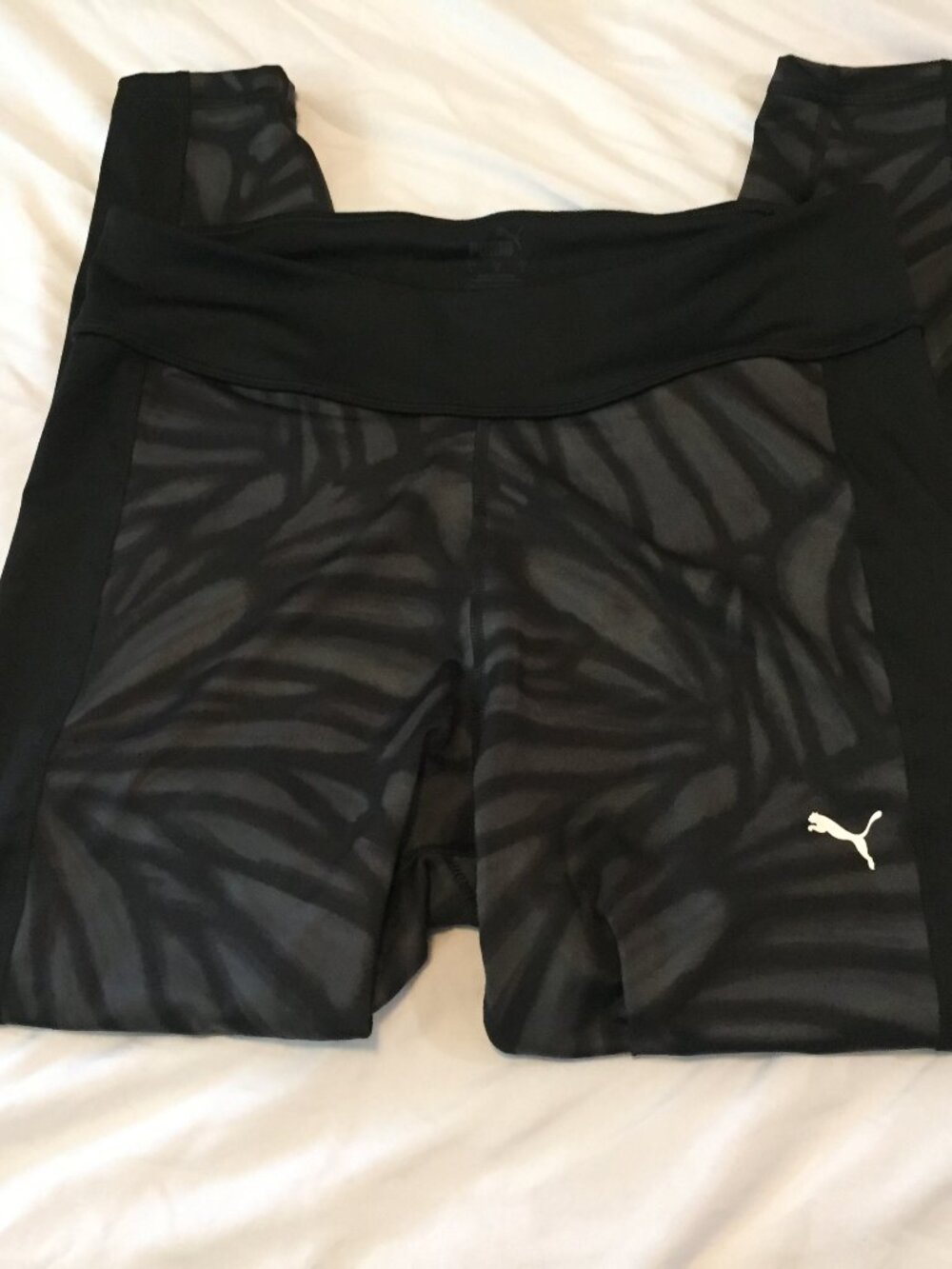 PUMA Women's Train Favorite AOP HW 7/8 Tight Black Pants Leggings Size L NWT